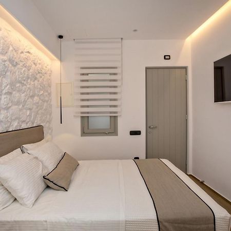 Levantes Luxury Suites I Tinos Exterior photo